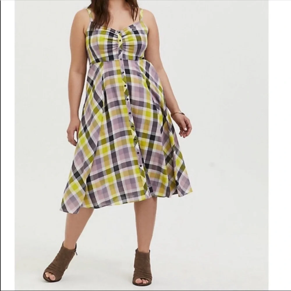 NWT Torrid Dress - Picture 3 of 6